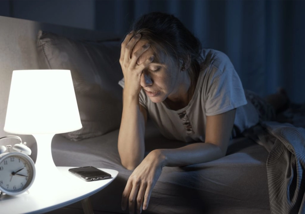 Hình ảnh người phụ nữ mất ngủ