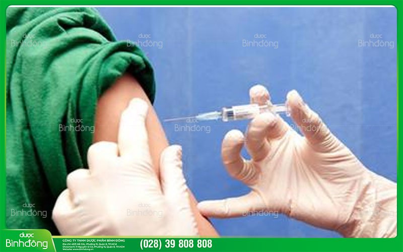 Lưu ý khi tiêm vaccine Covid 19 499525576