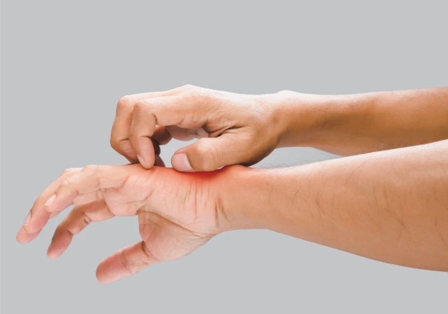 tác dụng của thuốc tan máu bầm có thể kể đến như ngứa, rát