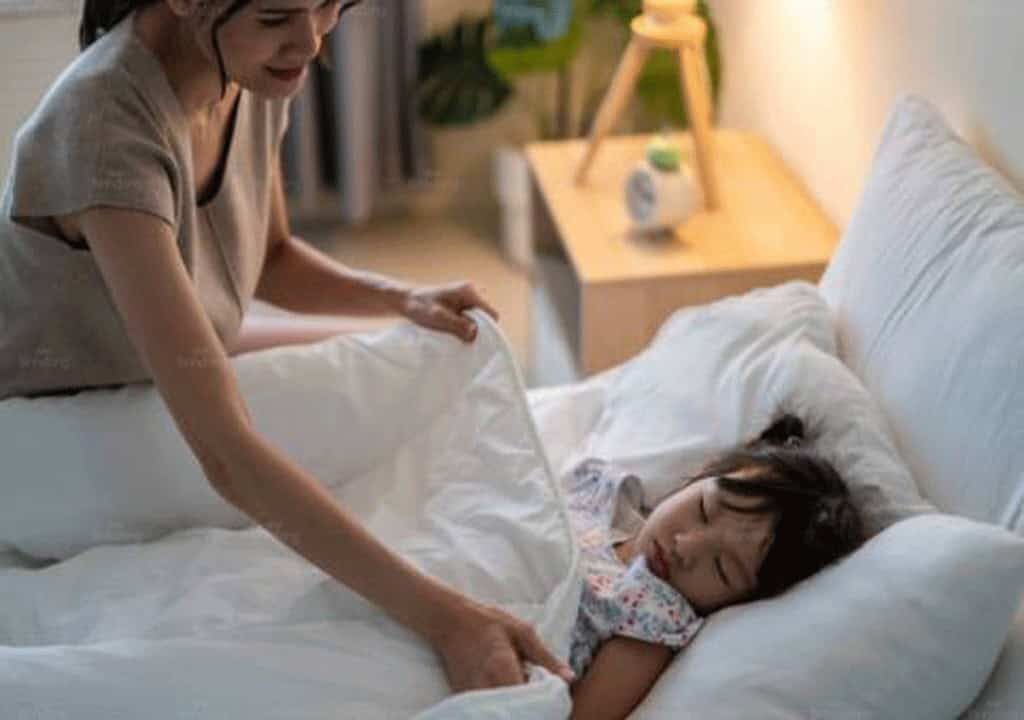 trẻ bị ho về đêm