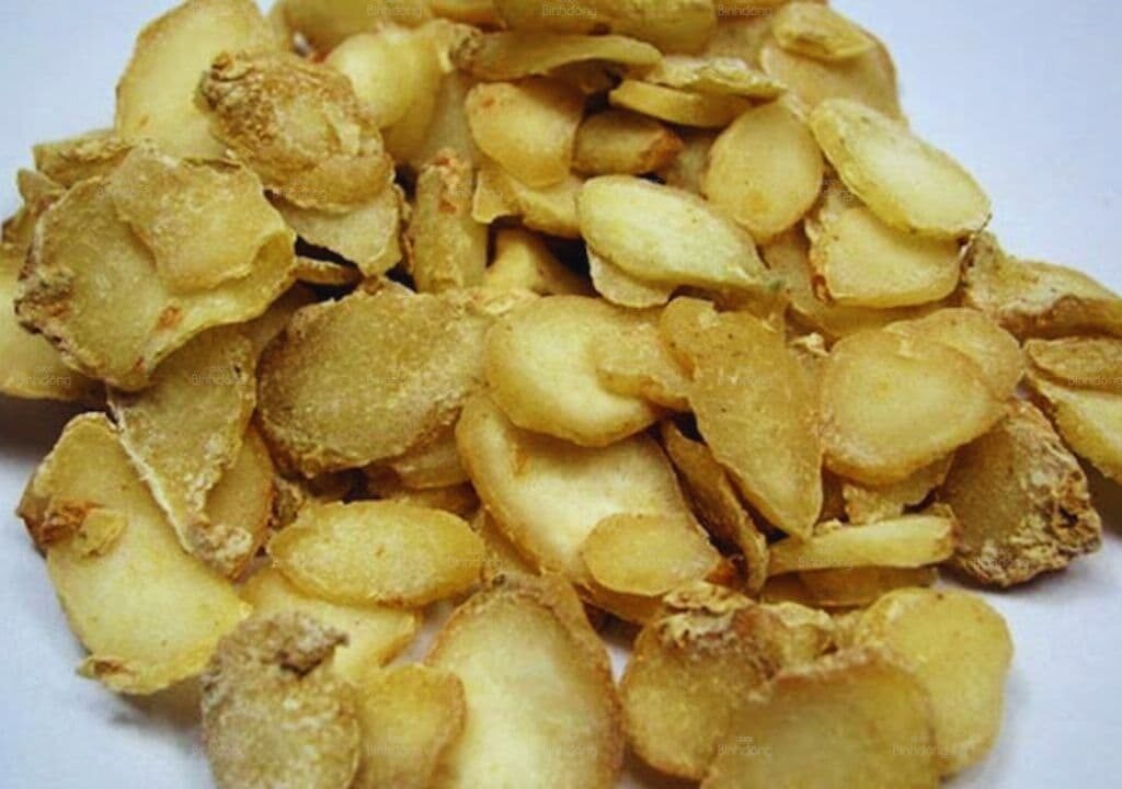 Hình ảnh về vị thuốc bán hạ sau khi chế biến