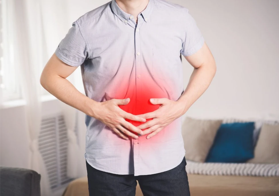 Hình ảnh người đàn ông đang bị viêm loét dạ dày