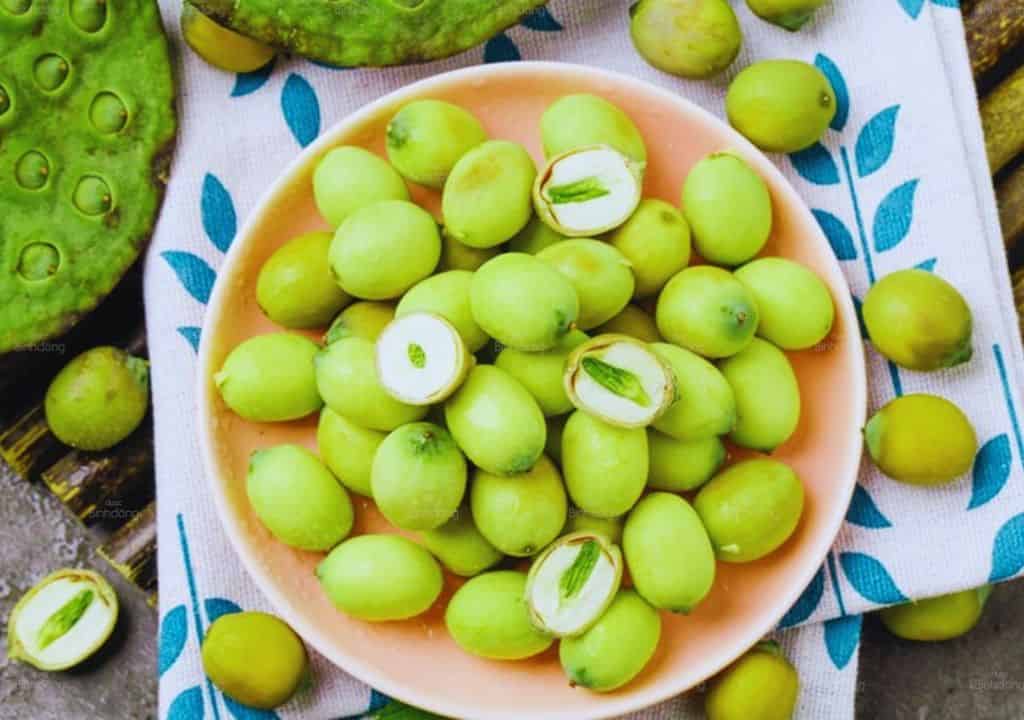 Hình ảnh về thực phẩm hỗ trợ giấc ngủ hạt sen và tim sen