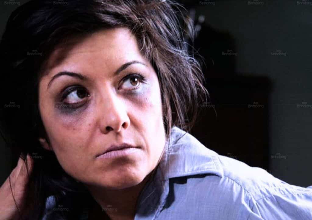 Hình ảnh người phụ nữ bị mất ngủ lâu ngày