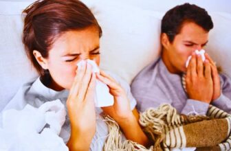 Hình ảnh người phụ nữ và người đàn ông đang bị nghẹt mũi kéo dài