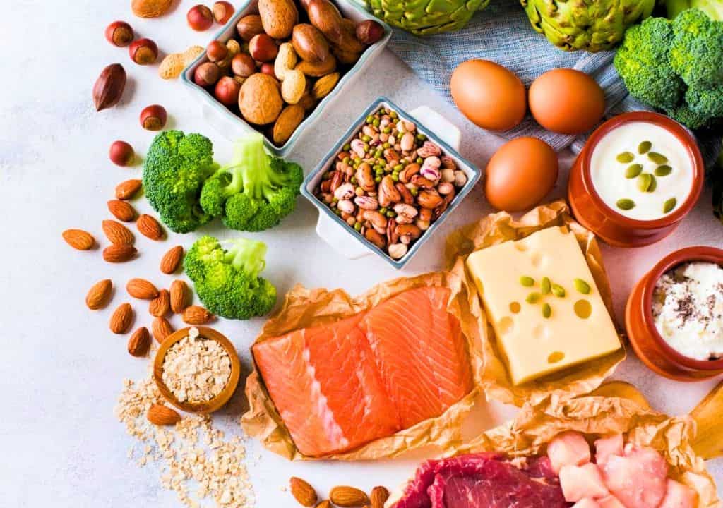 Hình ảnh về một chế độ ăn lành mạnh cho phụ nữ