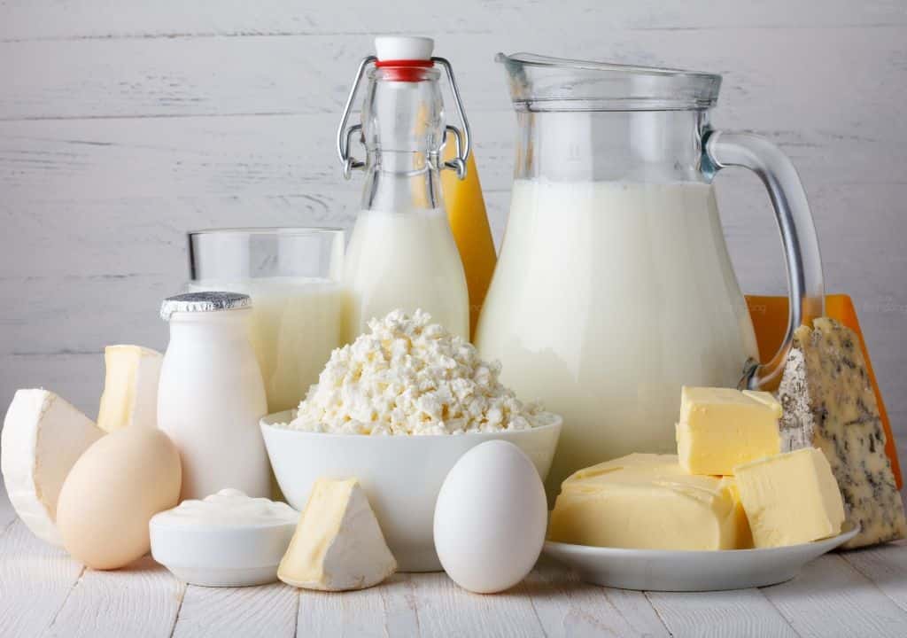 Hình ảnh về các loại sữa gây nên tình trạng nước tiểu có váng mỡ