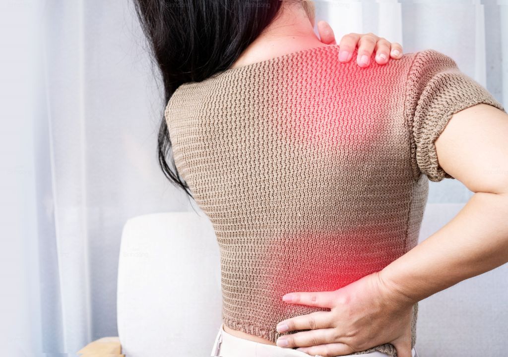 Đau vai gáy nên ăn gì để gì để hỗ trợ quá trình hồi phục