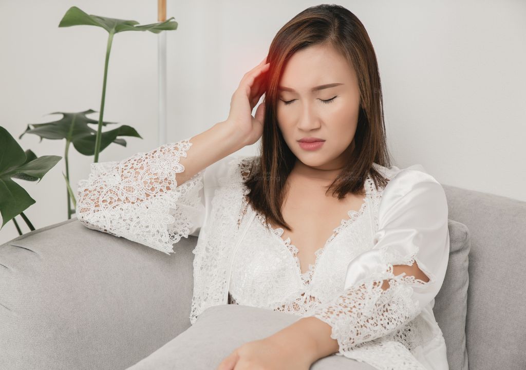 Nhận biết dấu hiệu sức đề kháng yếu. Tìm hiểu nguyên nhân và các biện pháp tăng cường sức đề kháng hiệu quả theo chế độ dinh dưỡng, thói quen sinh hoạt.