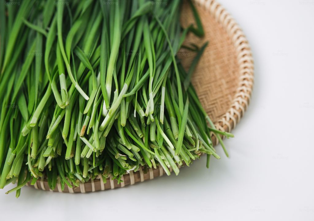 Hẹ là nguyên liệu phổ biến được sử dụng hằng ngày
