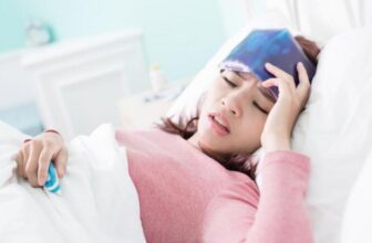 Sốt khi nhiệt độ cơ thể và hạ tốt của nữ