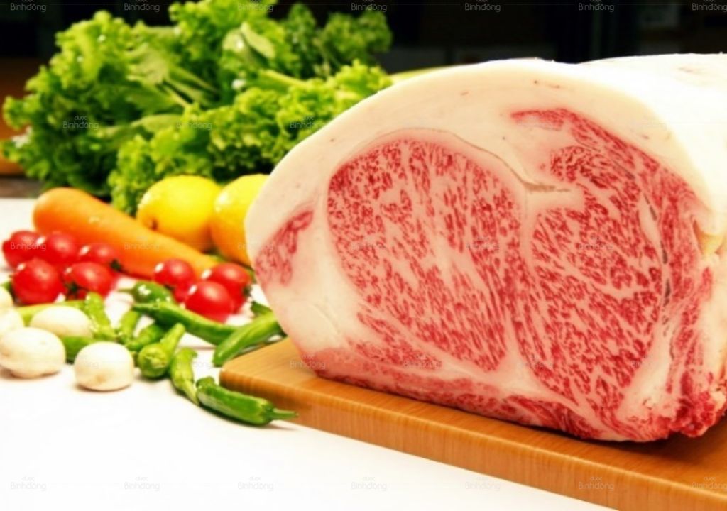 Hình chụp về các loại thức ăn nhiều chất béo bão hòa