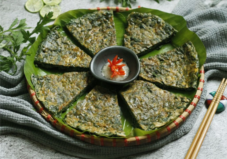 Ảnh chụp món trứng chiên với Ngải cứu