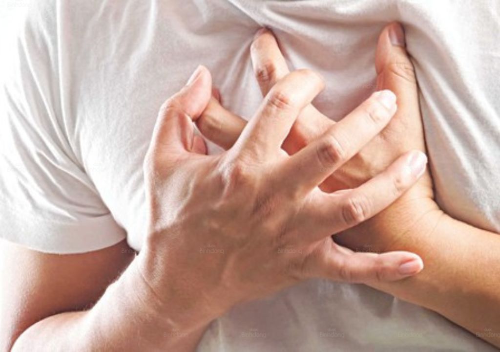 Người đàn ông bị nhồi máu cơ tim