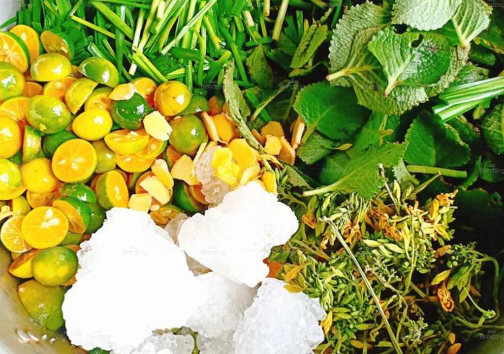 Ảnh chụp Siro Húng chanh và Hoa đu đủ đực