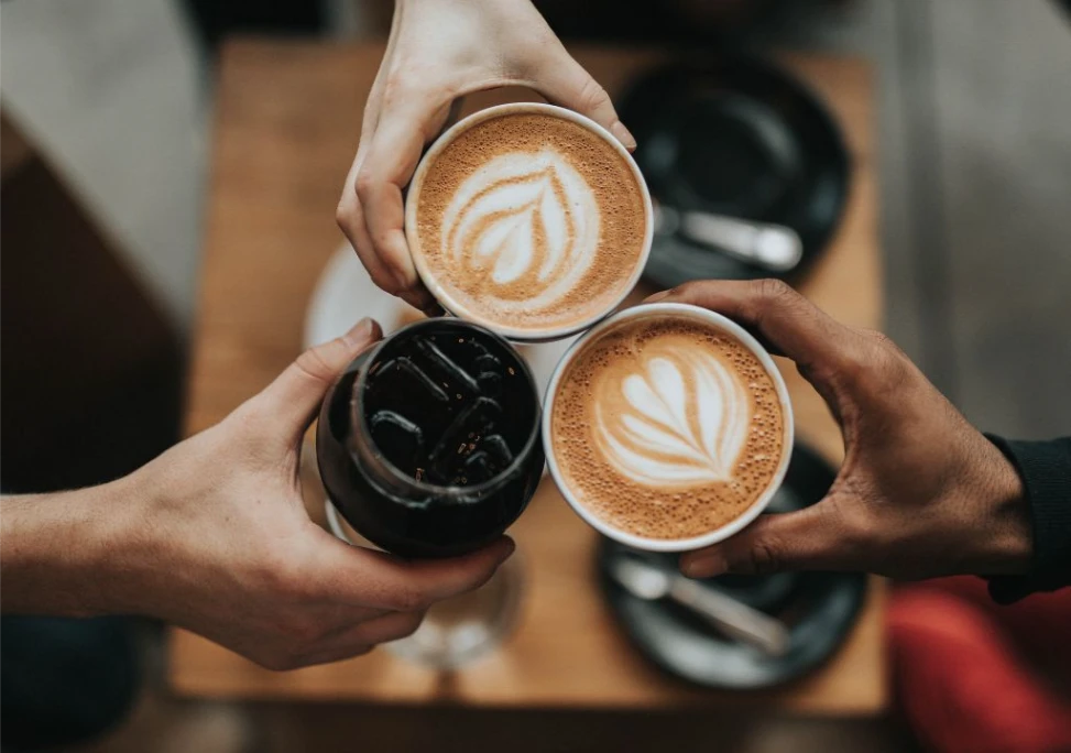 Uống nhiều cà phê gây hại đến dạ dày và gan