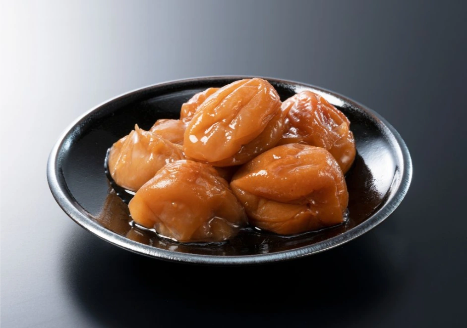Hình chụp về quả ô mai chua