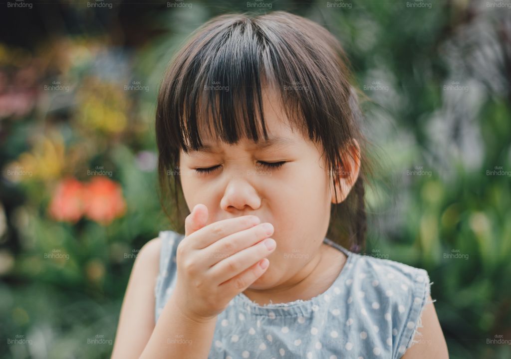 Bé bị ho đờm nhiều