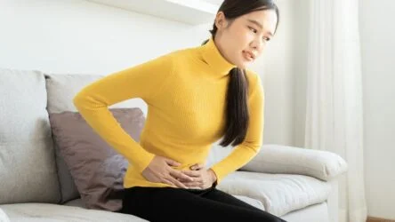 Đau dạ dày do căng thẳng: Dấu hiệu, Cách xử lý và Các thói quen hỗ trợ