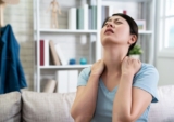 Đau nhức toàn thân khi tới tháng, nguyên nhân do đâu?